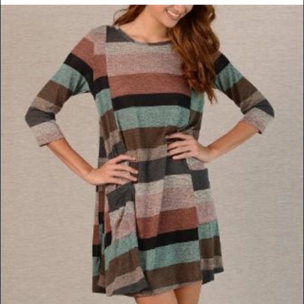 Fun stripe pocket shift dress!
